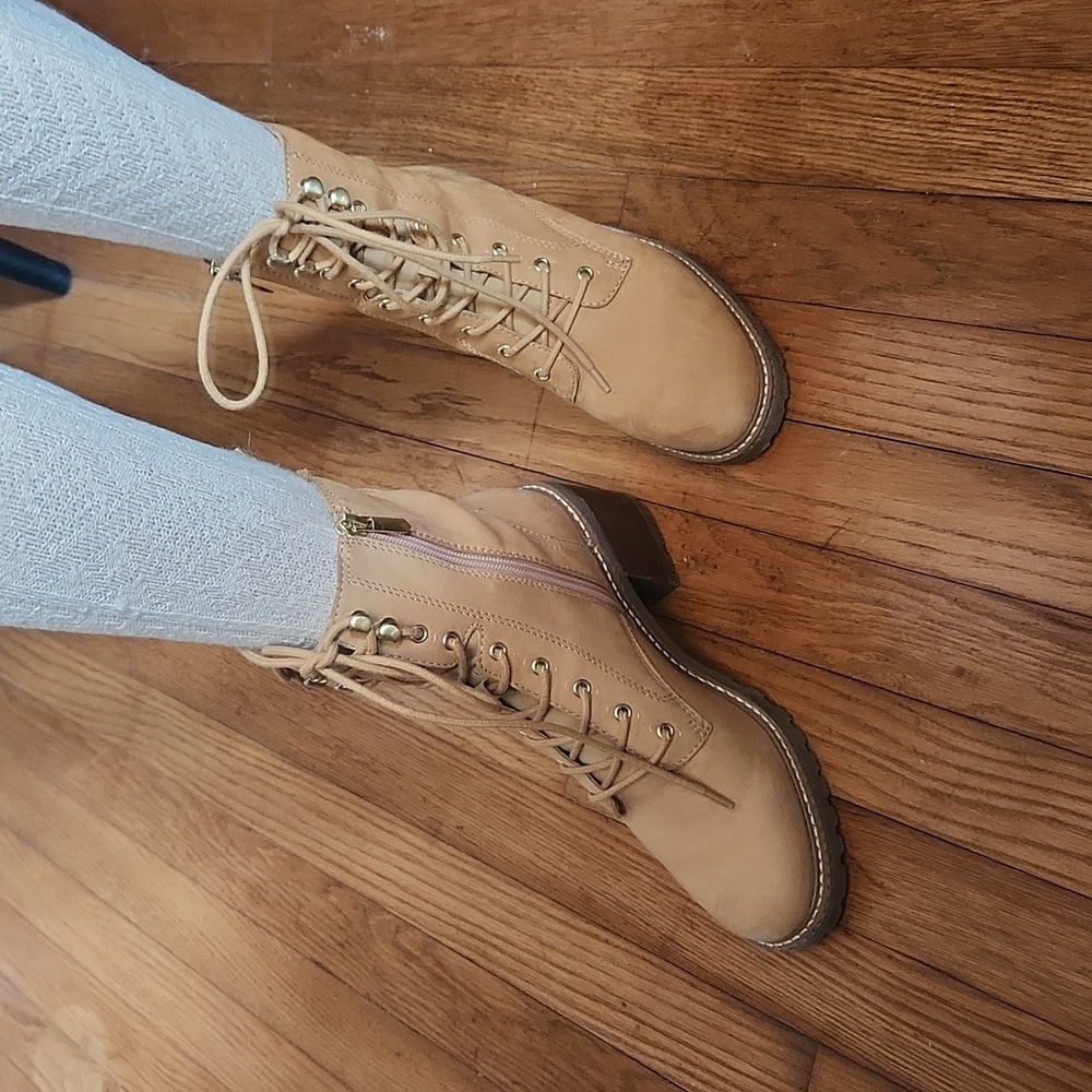 Crown Vintage Tan Lace-Up Heeled Boots - Picture 2 of 4
